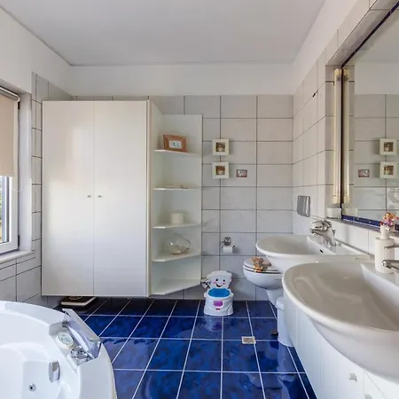 Villa Serenity With Pool, Kalesa Heraklion Yiofirákia